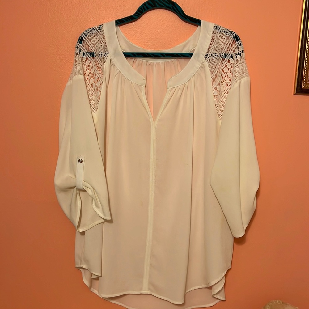 Like New, White Detailed shirt